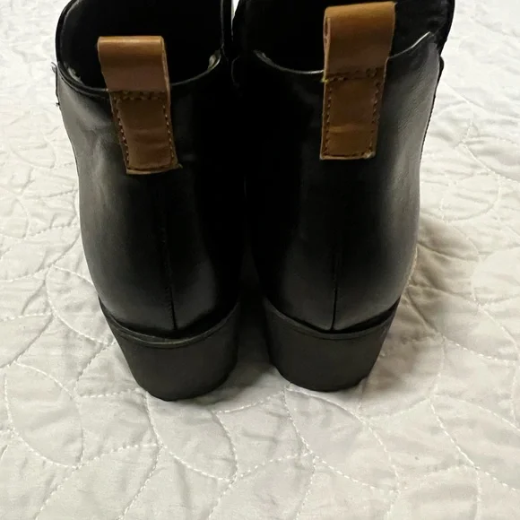 Black Dr. Scholl’s Ankle Boots Size 9 - Picture 3 of 4